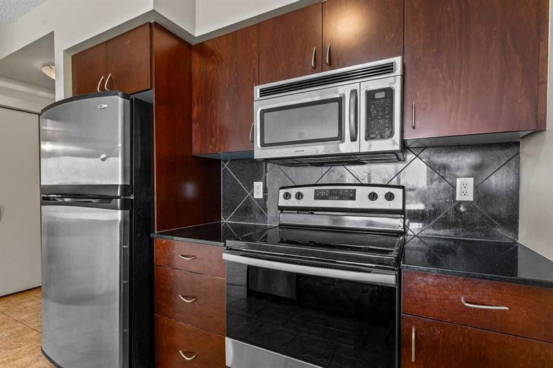 903, 8710 Horton Road SW, Haysboro — interior photo 5