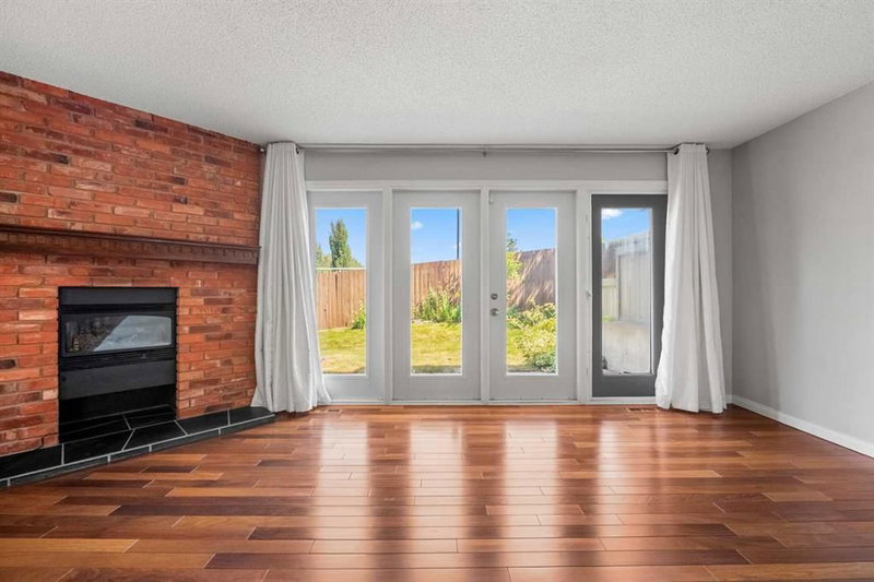 73, 10940 Bonaventure Drive SE, Willow Park — interior photo
