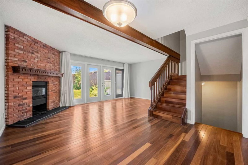 73, 10940 Bonaventure Drive SE, Willow Park — interior photo 5