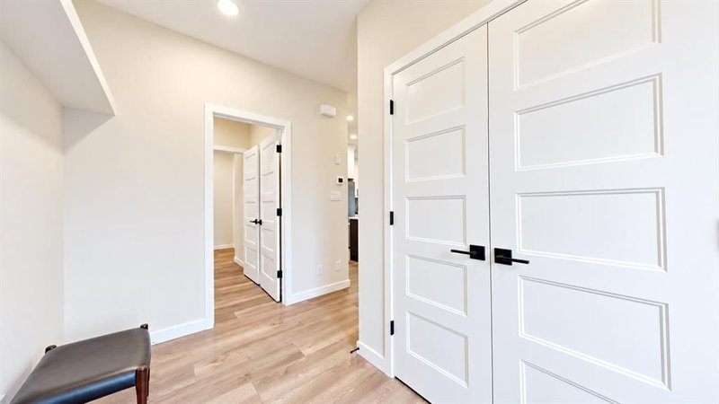 253 Rivergrove Chase W