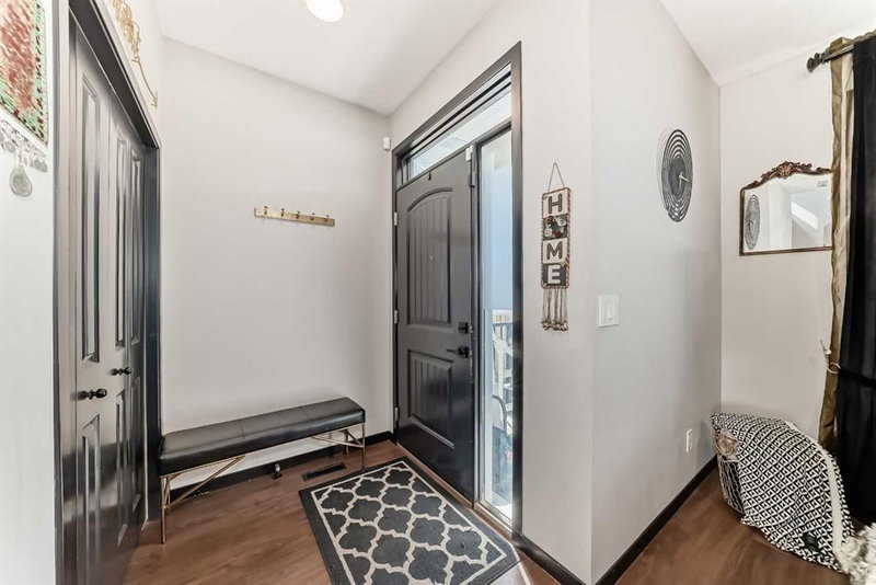 36 Howse Heights NE