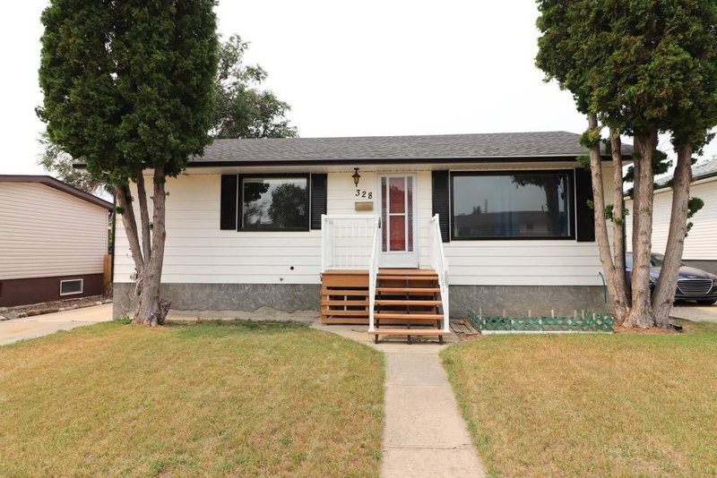 328 2nd Street SE