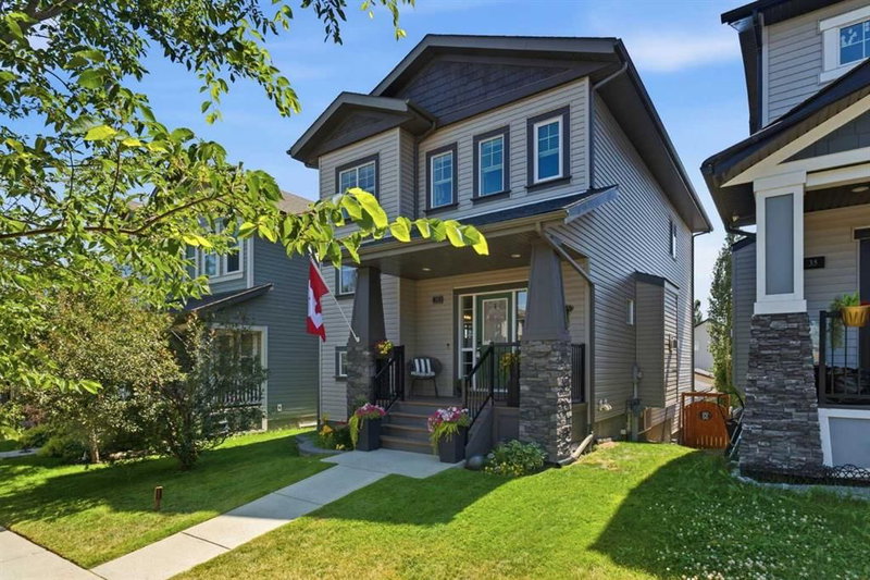 31 Reunion Grove NW