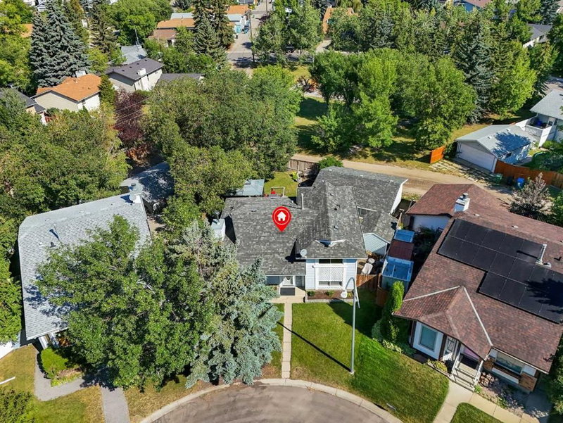 36 McKerrell Court SE