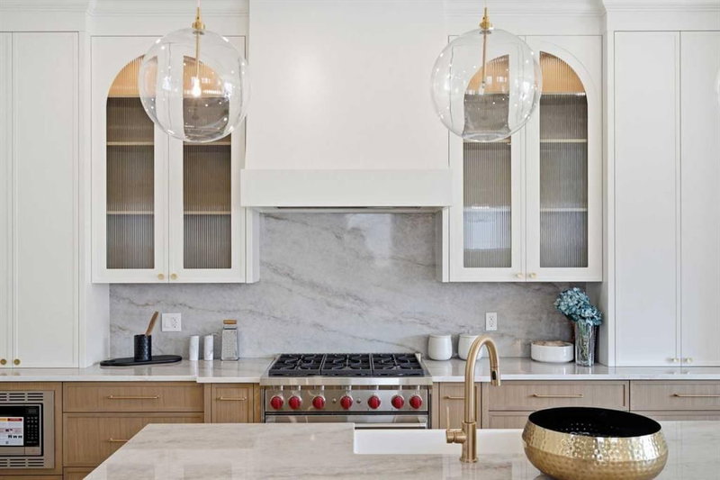 2131 29 Avenue SW, Richmond — interior photo 6