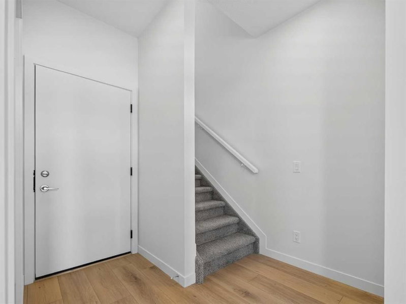 82 Arbour Lake Court NW, Arbour Lake — interior photo