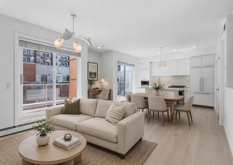 408, 3130 Thirsk Street NW, University District — interior photo 5