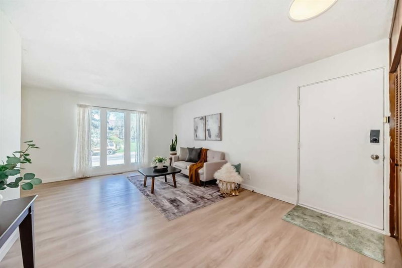 7807 20A Street SE, Ogden — interior photo 7