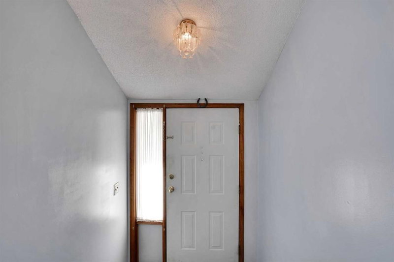 21 La Valencia Green NE, Monterey Park — interior photo 5