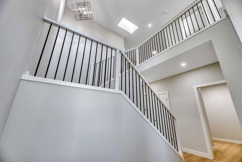 154 Lakewood Crescent, Lakewood — interior photo