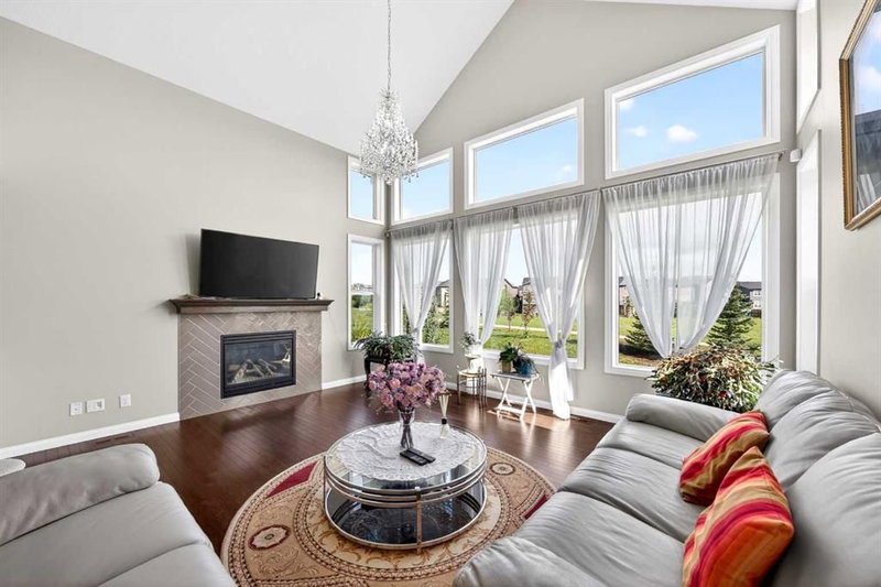 86 Nolanshire Crescent NW, Nolan Hill — interior photo
