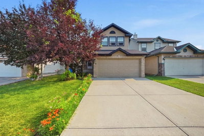 54 Saddlecreek Crescent NE