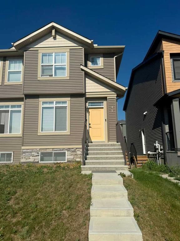 Semi Detached (Half Duplex) at 41 EDITH Gate NW, Glacier Ridge — listing photo