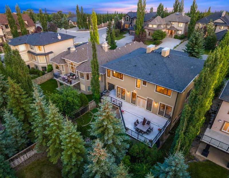 10 Aspen Ridge Way SW, Aspen Woods — interior photo