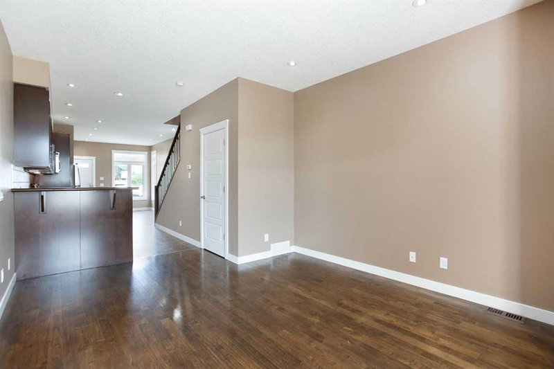 4510 73 Street NW, Bowness — interior photo 5
