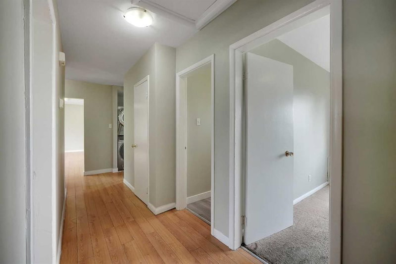 1506 36 Street SE, Forest Lawn — interior photo 6