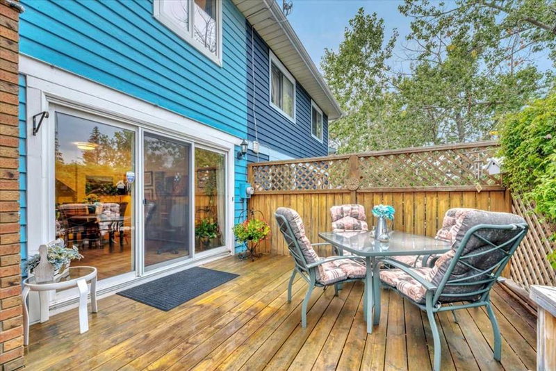 168 Midpark Gardens SE, Midnapore — interior photo