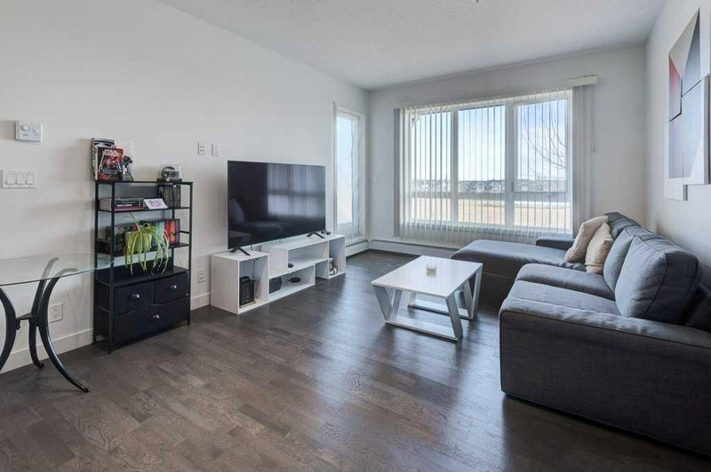 3101, 175 Silverado Boulevard SW, Silverado — interior photo