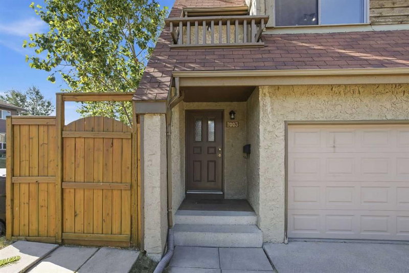 7003 Ranchero Road NW, Ranchlands — interior photo