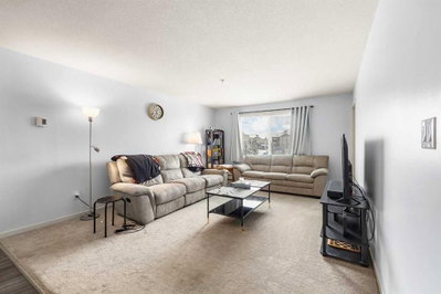 2210 - 181 Skyview Ranch Manor NE