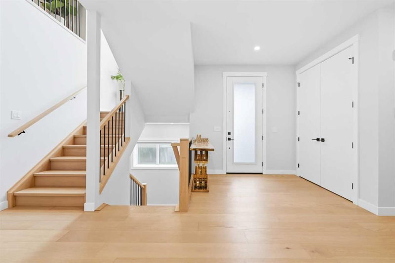 105 Rockhaven Green NW, Rocky Ridge — interior photo 5