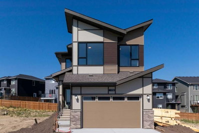 172 Starling Place NW