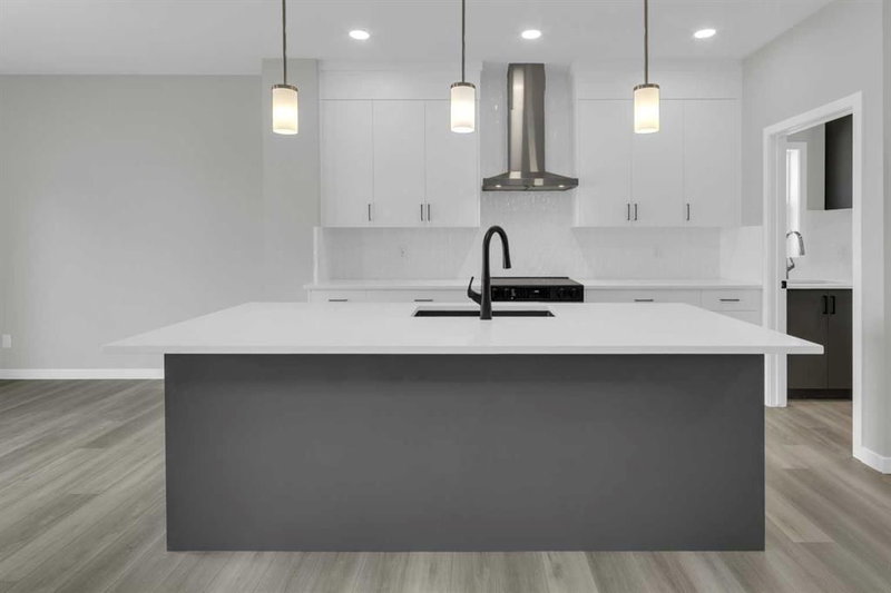 172 Starling Place NW, Moraine — interior photo