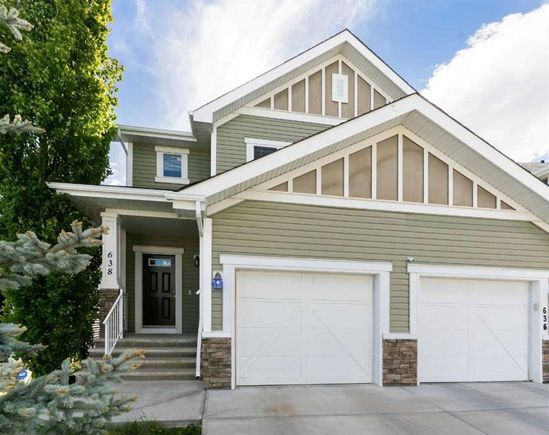 638 River Heights Crescent — listing photo