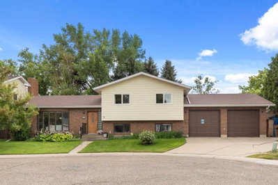 11 Greenwood Court SW