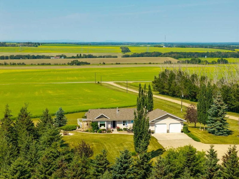 34055 Range Road 24, Rural Mountain View County — interior photo