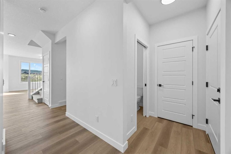 149 Creekside Street SW, Pine Creek — interior photo 5