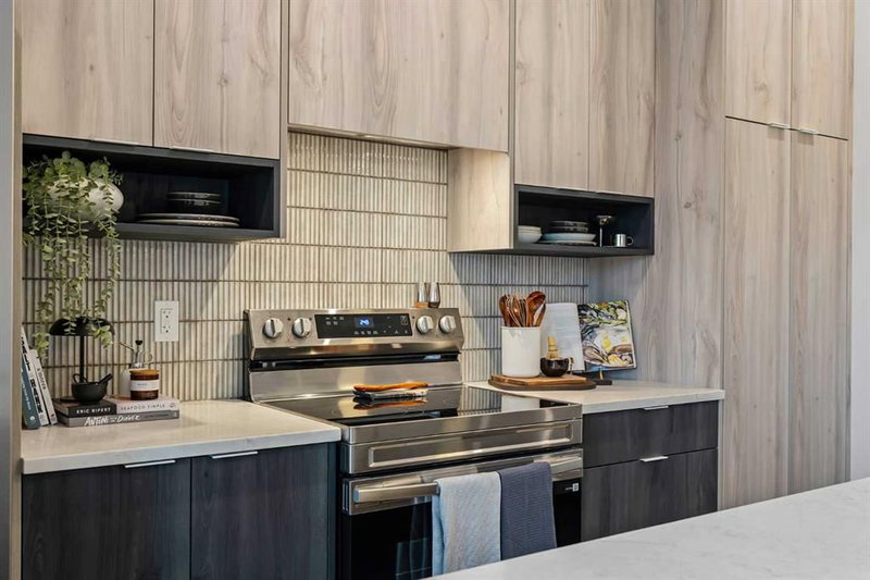 872 Sora Boulevard SE, Hotchkiss — interior photo