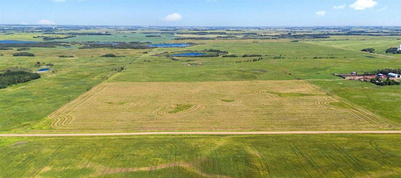 W of RR 191, TWP RD 482a