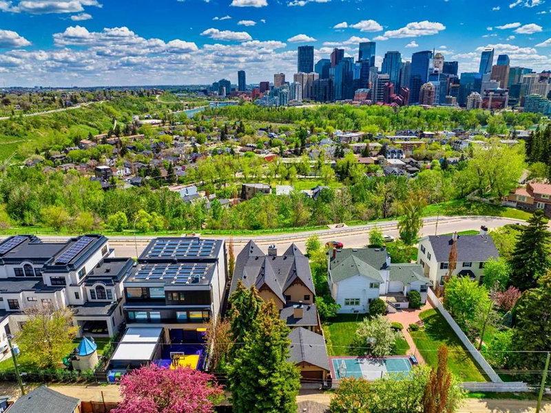Detached at 738 Crescent Road NW, Rosedale — listing photo
