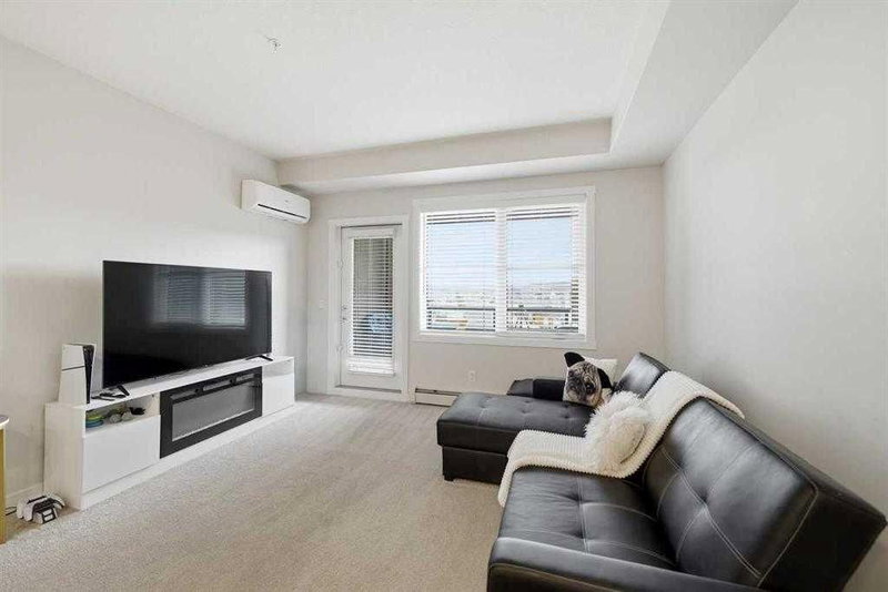 318, 55 Wolf hollow Crescent SE, Wolf Willow — interior photo 5