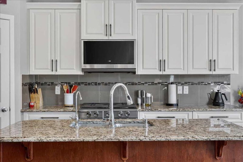 1017 Brightoncrest Common SE, New Brighton — interior photo 5