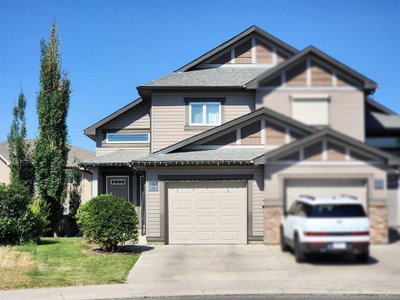 731 Silkstone Close W