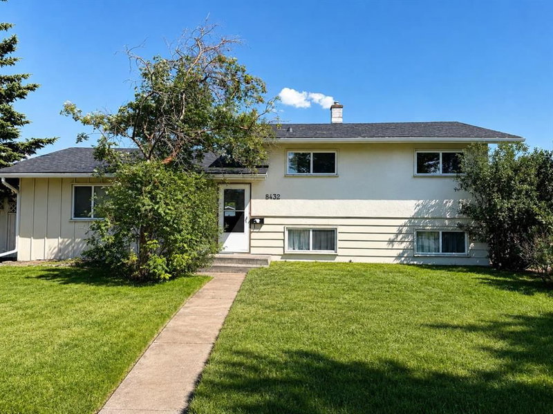 8432 Elbow Drive SW, Calgary, Alberta