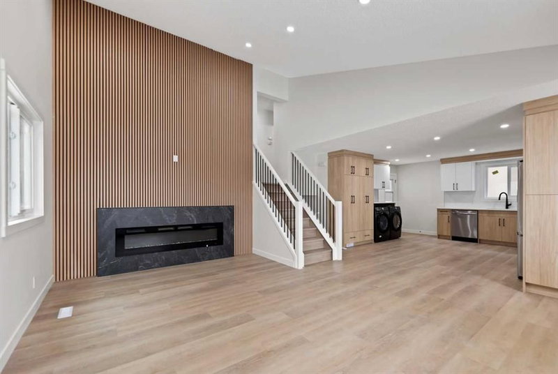 Detached at 2031 24 Avenue NE, Vista Heights — listing photo