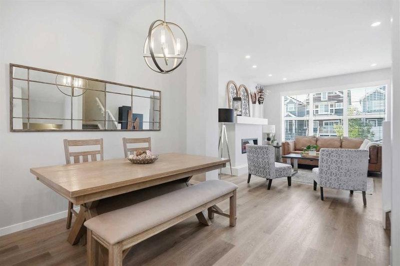 578 Masters Road SE, Mahogany — interior photo 6