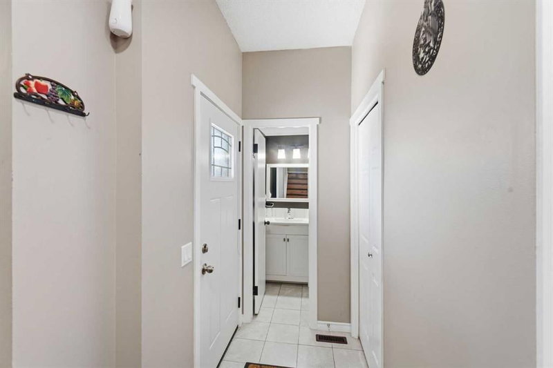227 Abalone Place NE, Abbeydale — interior photo