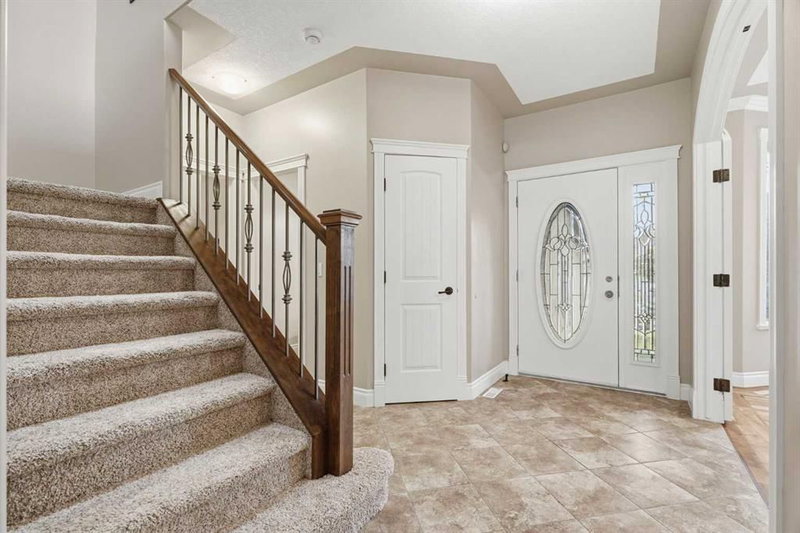 75 Royal Abbey Rise NW