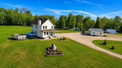 42 - 113033 Township Road 592