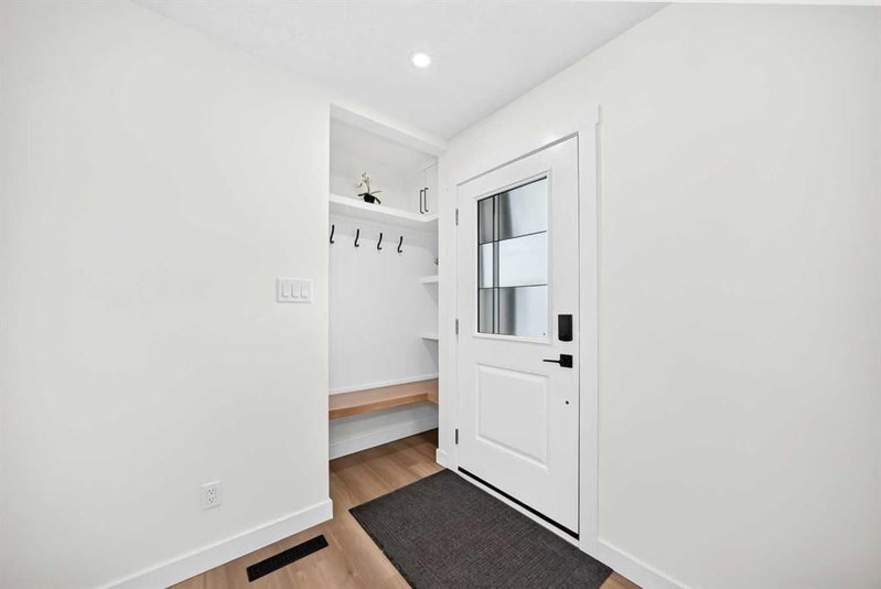 808 Avonlea Place SE, Acadia — interior photo 6