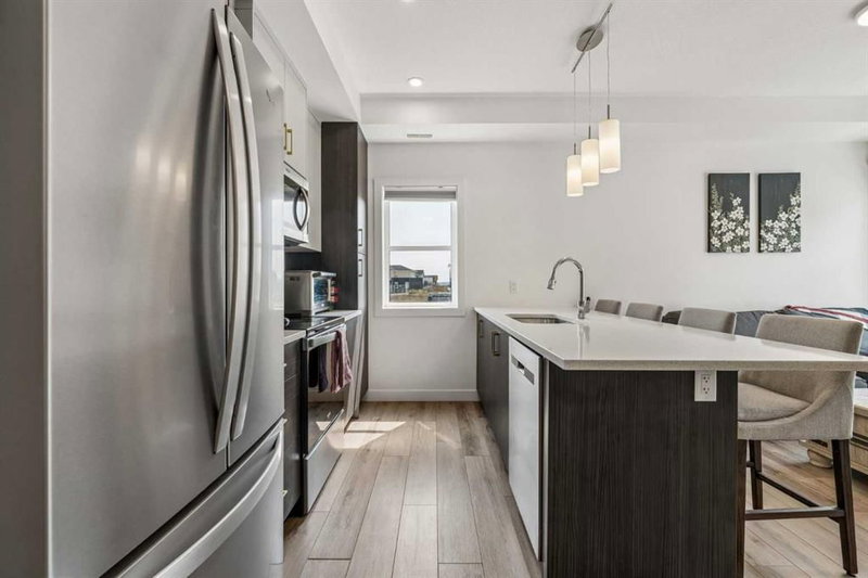 103 Spring Creek Common SW, Springbank Hill — interior photo 5