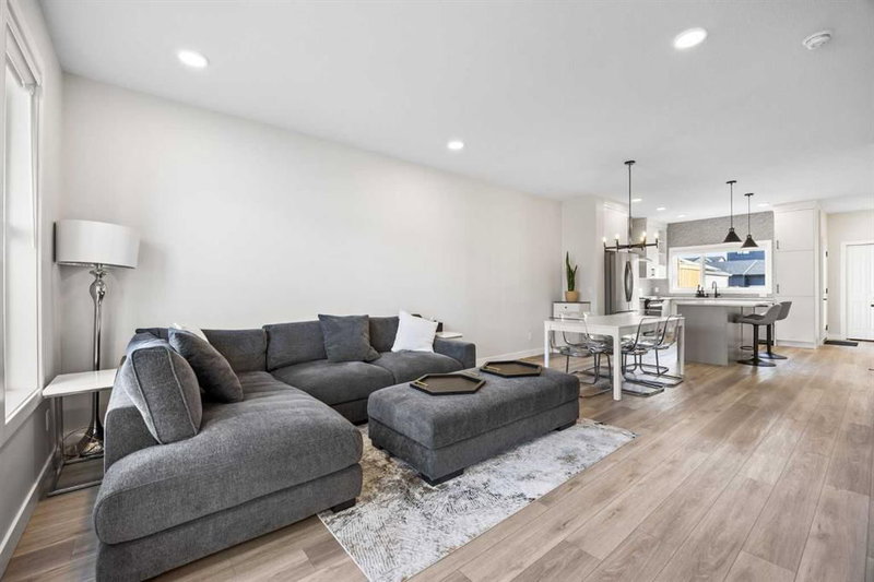 211 Silverton Glen Crescent SW, Silverado — interior photo 6