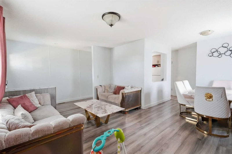 40 Penworth Place SE, Penbrooke Meadows — interior photo 6