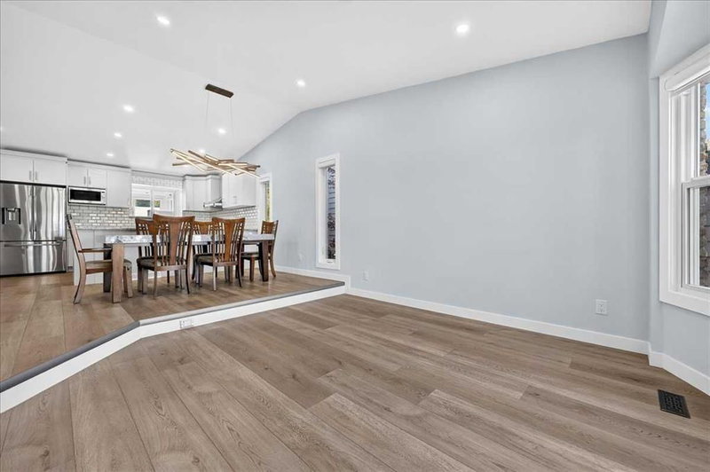 55 Whitehaven Crescent NE, Whitehorn — interior photo 5
