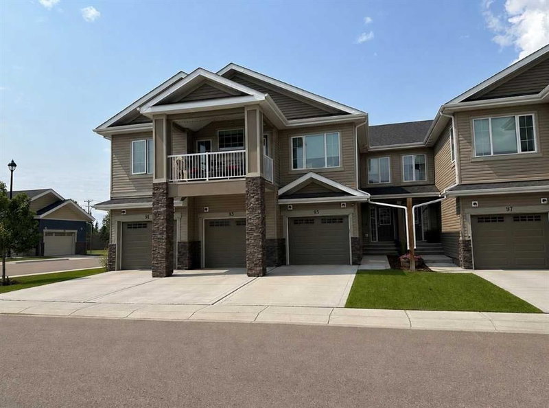 95 Golden Crescent