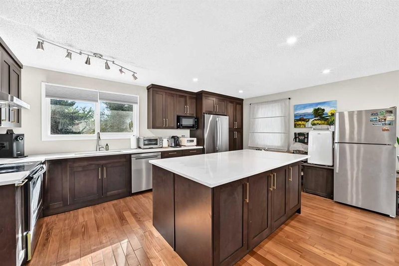 179 Deer Ridge Way SE, Deer Ridge — interior photo 6